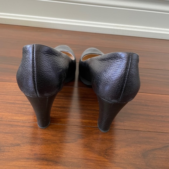 Peter Kaiser blue pumps in immaculate condition - Picture 2 of 6